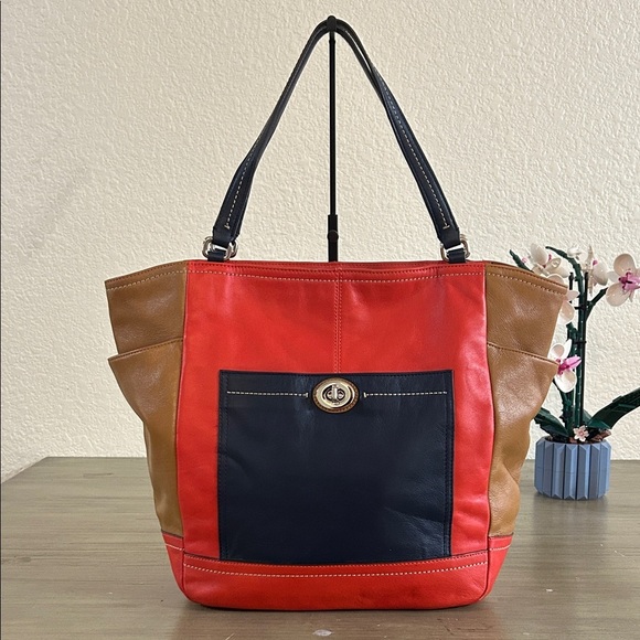 Coach F24391 Park Color Block Large Hobo Vermillion Multicolor - Picture 1 of 10